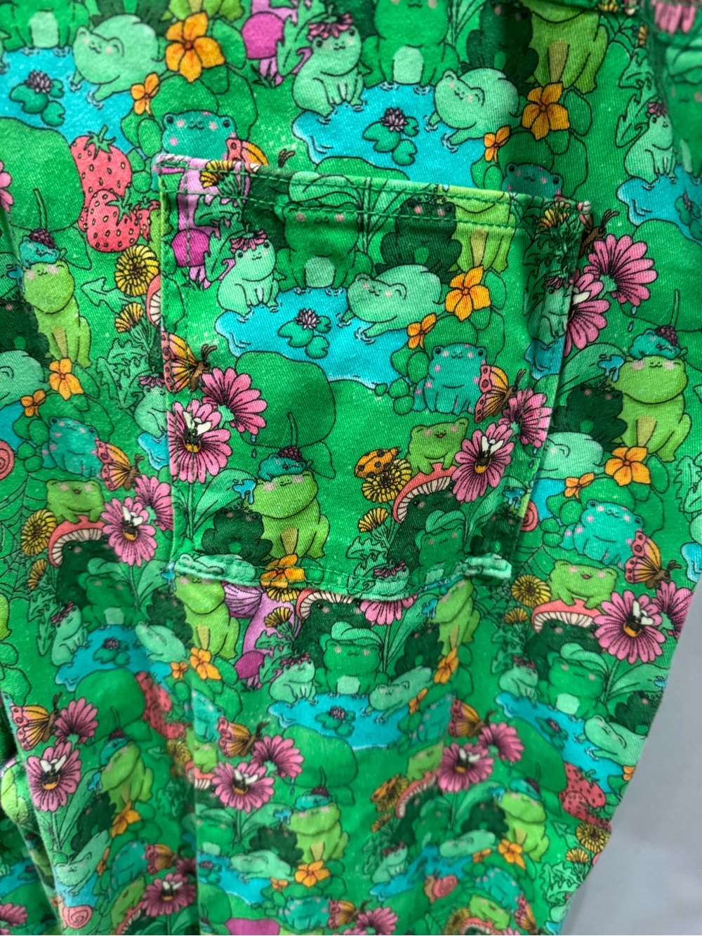 Run & Fly Frog Print Dungarees Overalls Green Cottagecore XXL - Picture 7 of 16